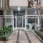 Conforto Em Copacabana A 9 Minutos Da Praia - Cj202