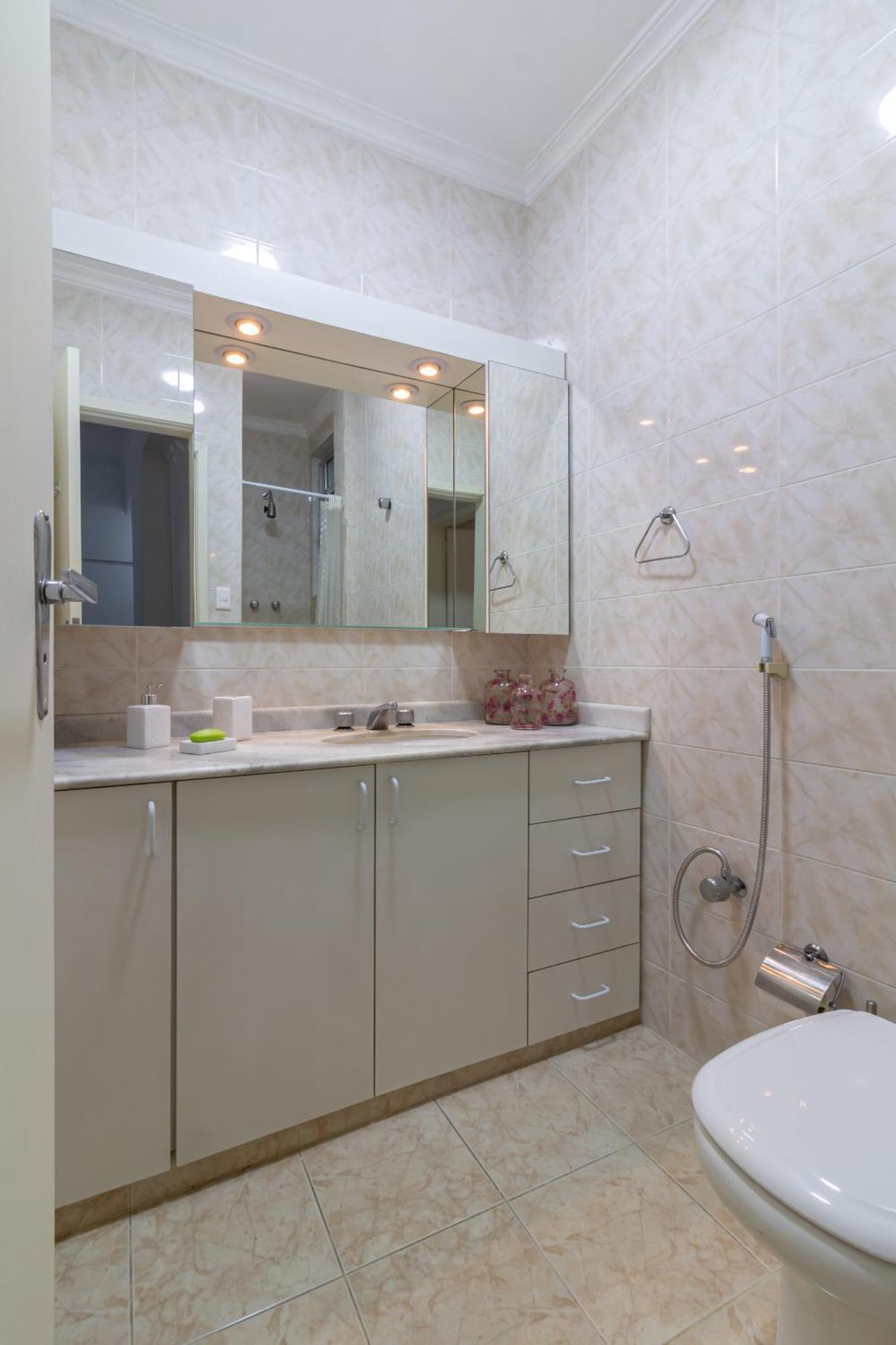 Apartamento Conforto Em Copacabana A 9 Minutos Da - Cj202 Rio de Janeiro